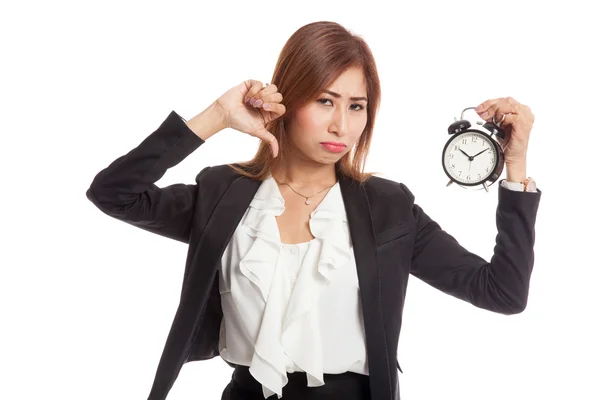 Jeune femme d'affaires asiatique pouces vers le bas avec une horloge — Photo