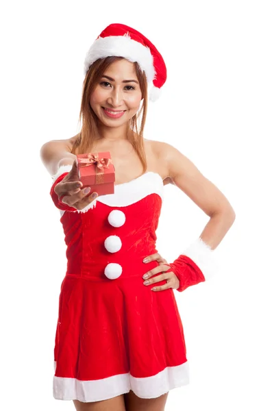 Asiatique fille de Noël avec Santa Claus vêtements et boîte cadeau rouge — Photo