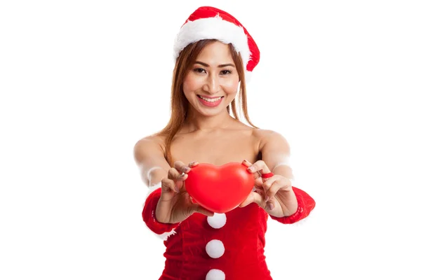 Азіатський Різдво дівчина з Санта-Клауса одяг з червоним серця — стокове фото