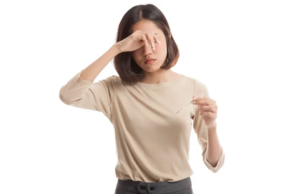 Young Asian woman got sick and flu — Stock Photo, Image