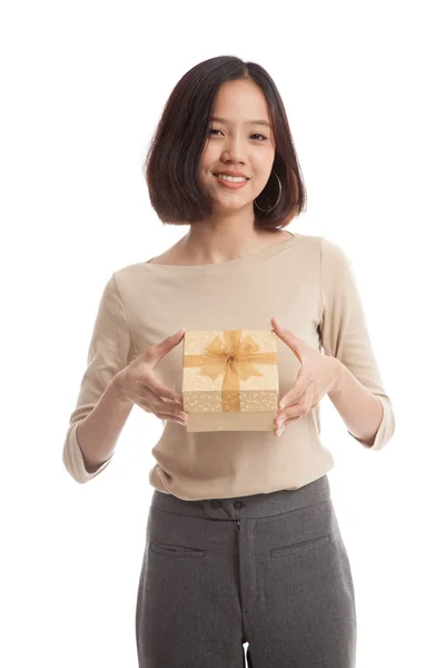 Junge asiatische Geschäftsfrau mit einem Geschenk-Box — Stockfoto