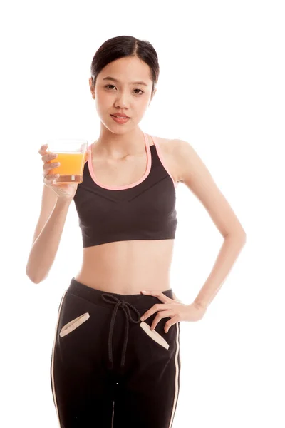 オレンジ ジュースを飲むアジア健康的な美少女 — ストック写真