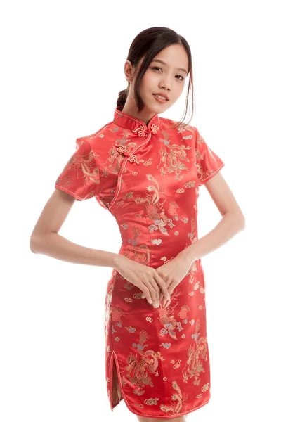 Chica asiática en vestido de cheongsam chino — Foto de Stock