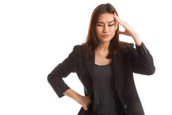 Junge asiatische Geschäftsfrau bekam krank und Kopfschmerzen. — Stockfoto