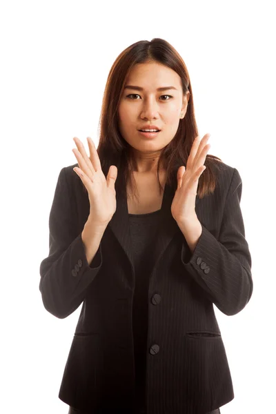 Wstrząśnięty młodych azjatycki biznes kobieta. — Zdjęcie stockowe