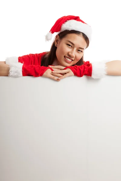 Asian Christmas Santa Claus girl with blank sign. — Stock Photo, Image