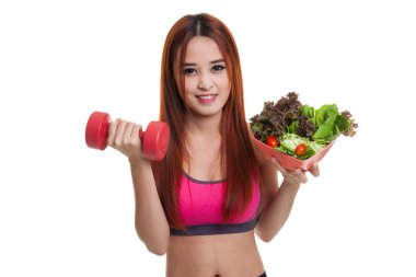 Güzel Asyalı sağlıklı kız dumbbell ve salata ile.