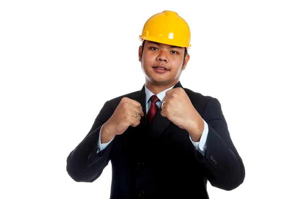 Asiático ingeniero hombre con su puño levantarse listo a luchar —  Fotos de Stock