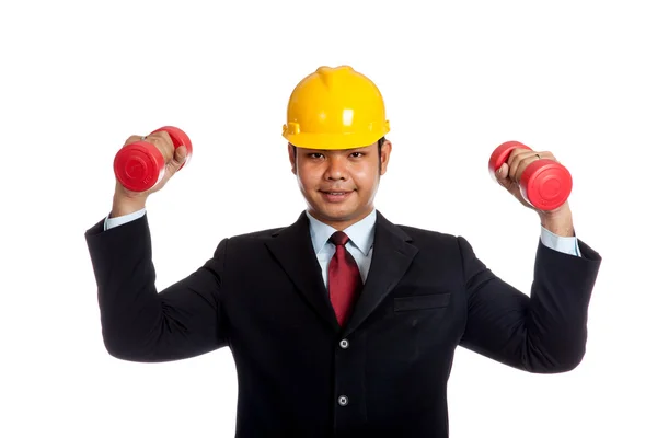 Asian engineer man hold red dumbbell with both hand — Stock Photo, Image