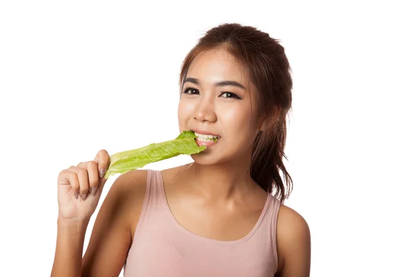 Asiático menina saudável mordida, comer vegetais — Fotografia de Stock