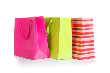 Üç çanta alışveriş