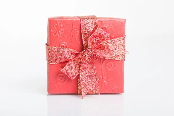 Red gift box — Stock Photo, Image