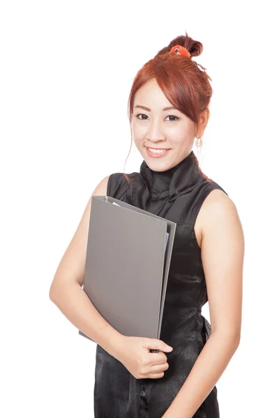 Asian office girl hold a folder and smile — Stock Photo, Image