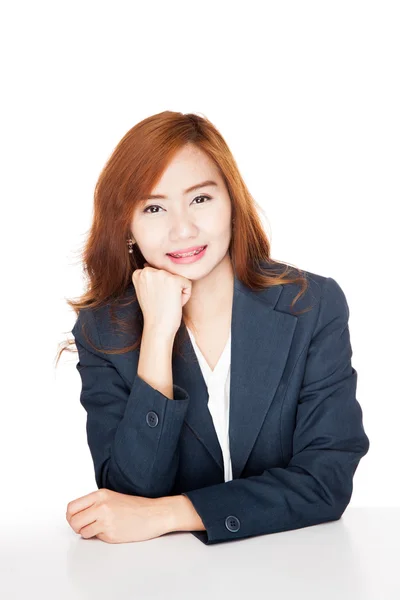 Happy Asian office girl smile resting her chin on hand — Stock Photo, Image