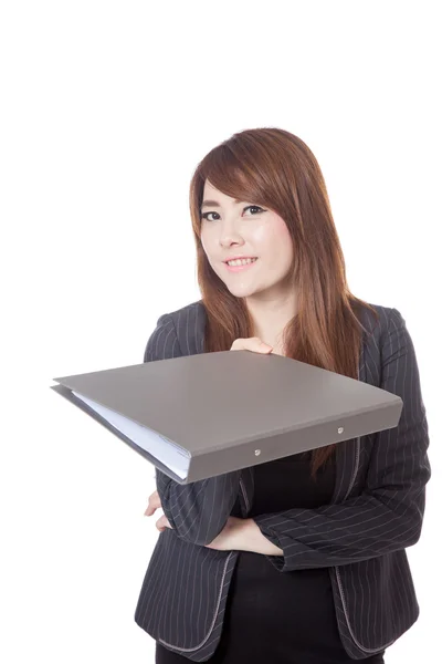 Asian Businesswoman give a folder and smile — Stock Photo, Image