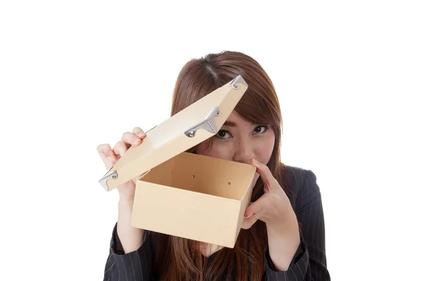 Asian Businesswoman open box carefully open box carefully — Stock Photo, Image