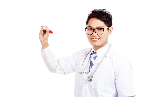 Asiático médico masculino escrever no ar com marcador vermelho — Fotografia de Stock