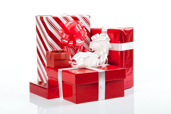 Gruppo di scatole regalo rosse per Natale — Foto Stock