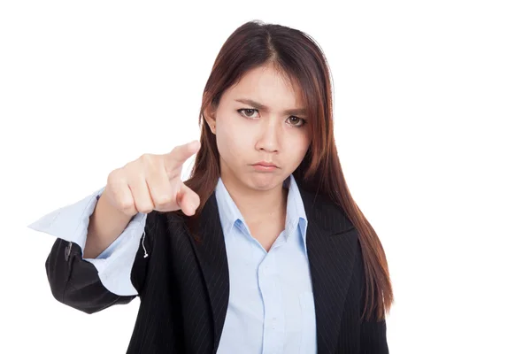 Young Asian businesswoman very angry point to camera — Stock Photo, Image