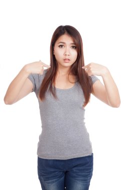 Genç Asyalı kadın questioningly kendini işaret