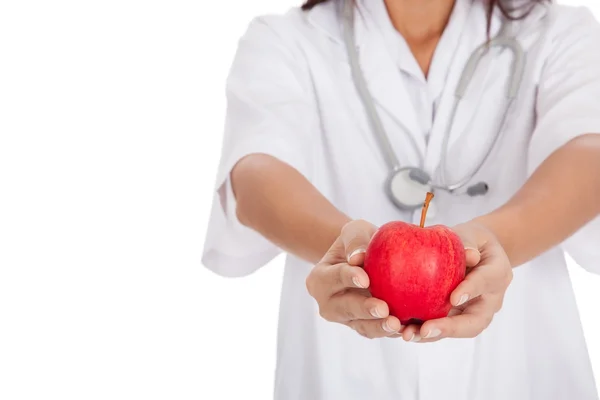 Young Asian female doctor show an apple — Stock Photo, Image