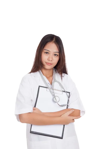 Asian young female doctor hold a clipboard — Stock Photo, Image