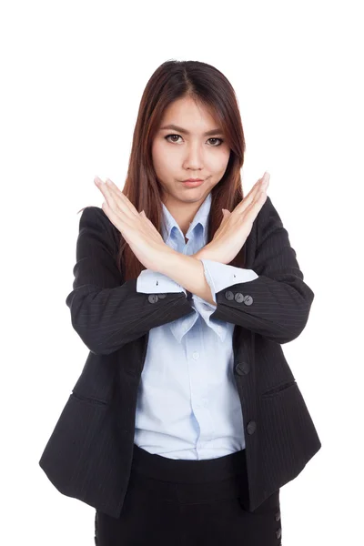 Giovane asiatico businesswoman gesturing stop cross her arms — Foto Stock