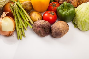 Renkli taze karışık sebze