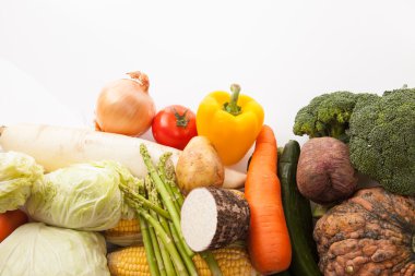 Renkli taze karışık sebze