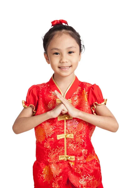 Asian girl in chinese cheongsam dress with gesture of congratula — Stock Photo, Image