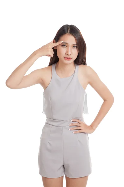 Hermosa joven asiática mujer pensamiento punto a su cabeza —  Fotos de Stock