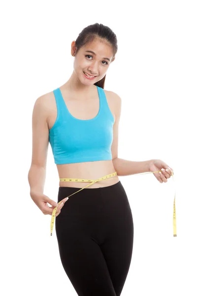 美丽亚洲女孩健康测量她的腰 — 图库照片