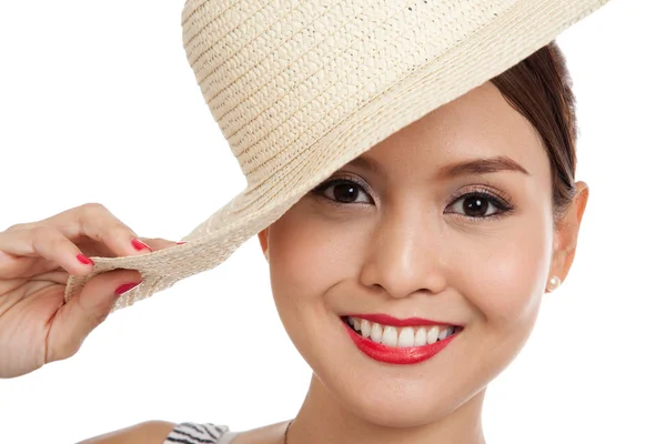 Aziatische mooi meisje met een hoed — Stockfoto
