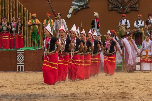 Aralık 2016 Kisama Hindistan Geleneksel Tripura Halk Dansının Seçici Odak — Stok fotoğraf