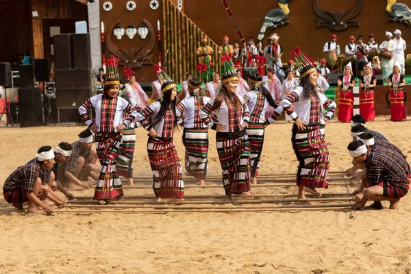 Taniec Bambusowy Mizorama Nagaland Indiach Grudnia 2016 — Zdjęcie stockowe