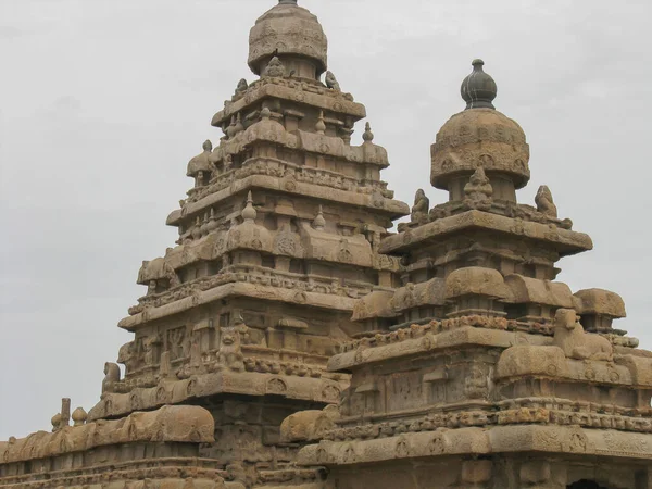 Вибіркове Зображення Знаменитого Шора Храму Різьбленням Каменю Березі Моря Махабаліпурам — стокове фото