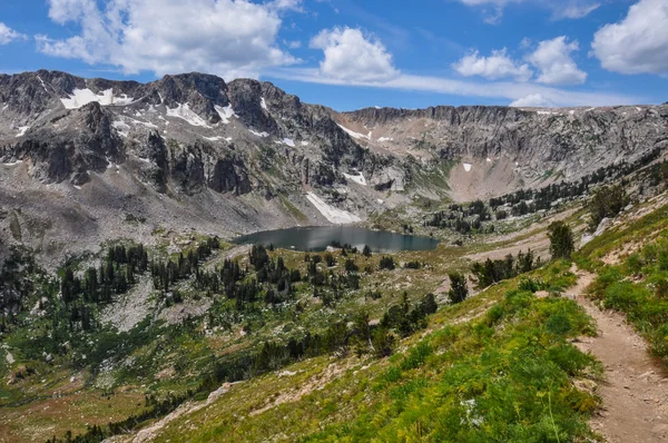 Pędzel kanion szlak w grand park narodowy tetons, wyoming, — Zdjęcie stockowe