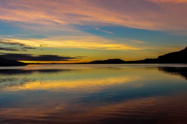 villarrica's Gölü pucon's Beach, gün batımı Şili