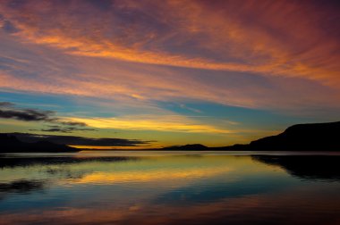 villarrica's Gölü pucon's Beach, gün batımı Şili