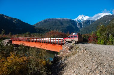 Bahia exploradores, Şili carretera austral, karayolu 7