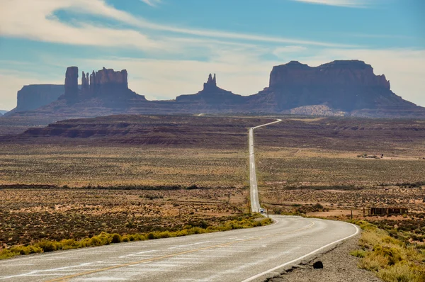Wegreis naar monument valley, arizona, Verenigde Staten — Stockfoto