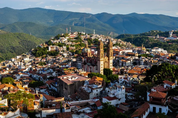 View over Colonial city of Taxco, Guerreros, Mexico — Stock Photo, Image