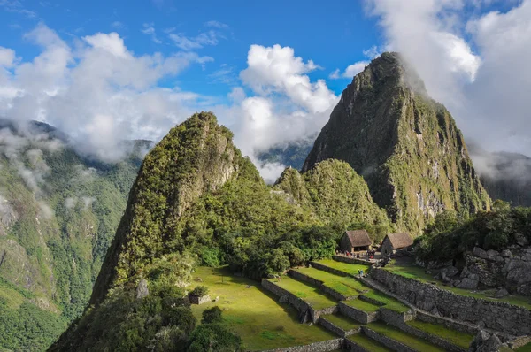 Veduta sulle rovine di Machu Picchu Inca, Perù — Foto Stock