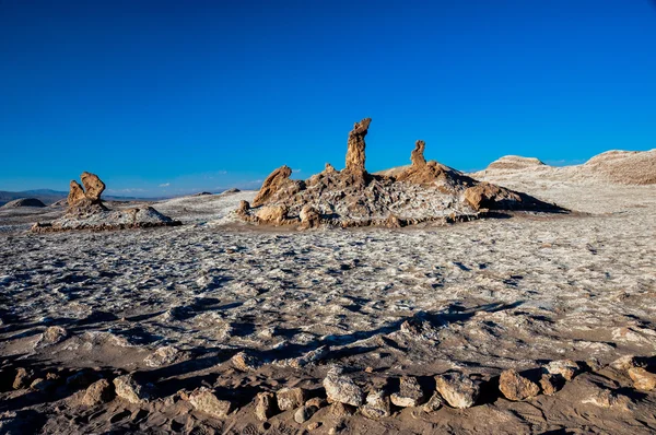 Valle tres marias 岩 de la luna 附近圣佩德罗 · 德阿塔卡马, — 图库照片