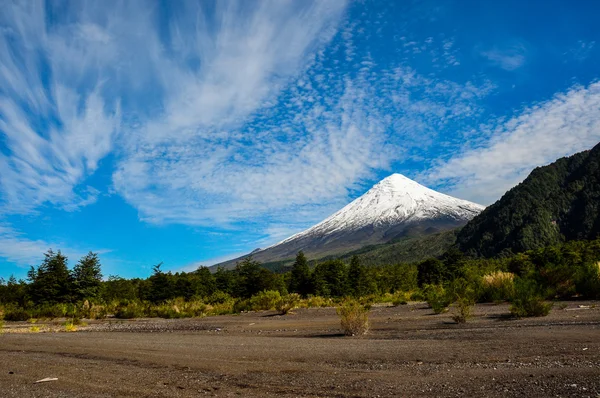 Osorno Volcano viewed from Lago Todos Los Santos, Chile — Stock Photo, Image