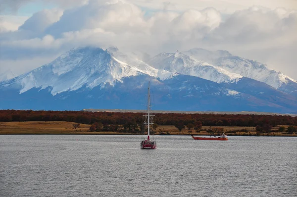 Příchodu na puerto natales, Jižní chile — Stock fotografie