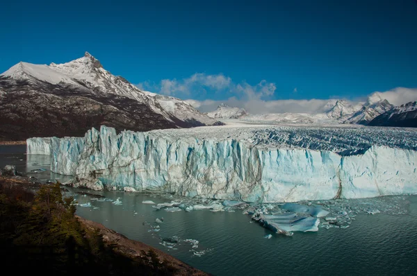 Bellissimi paesaggi del ghiacciaio Perito moreno, Argentina — Foto Stock