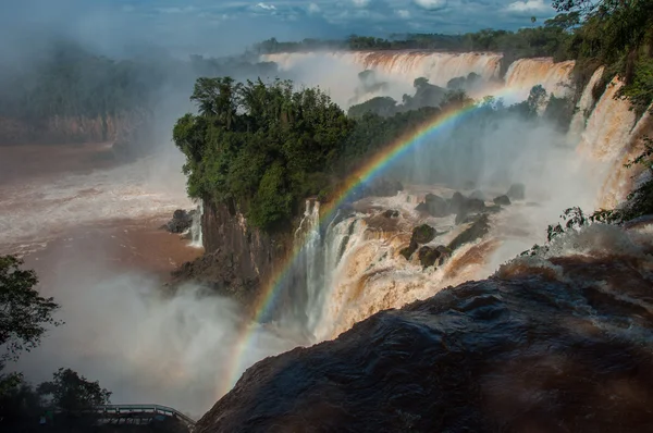 Neuvěřitelné a nádherné vodopády iguazu, argentina — Stock fotografie
