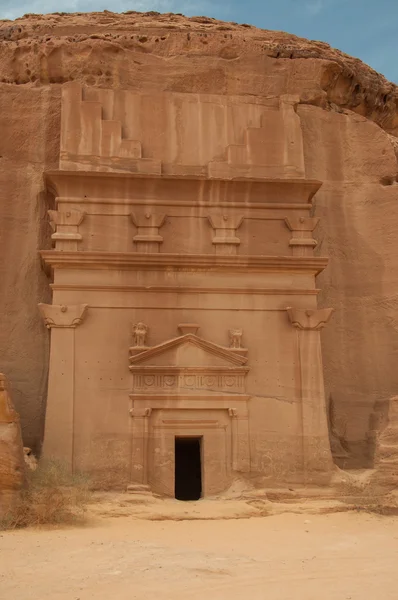 Nabatean tomb in Madaîn Saleh archeological site, Saudi Arabia — Stock Photo, Image