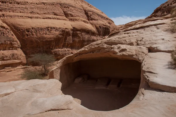 Felsformationen in madaîn saleh, saudi arabien — Stockfoto